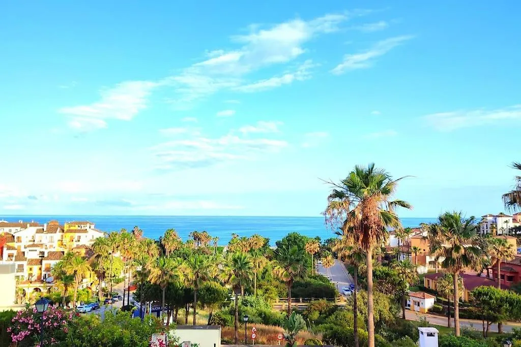 Urb Costamar. 2 Min To Beach Alcaidesa Apartment